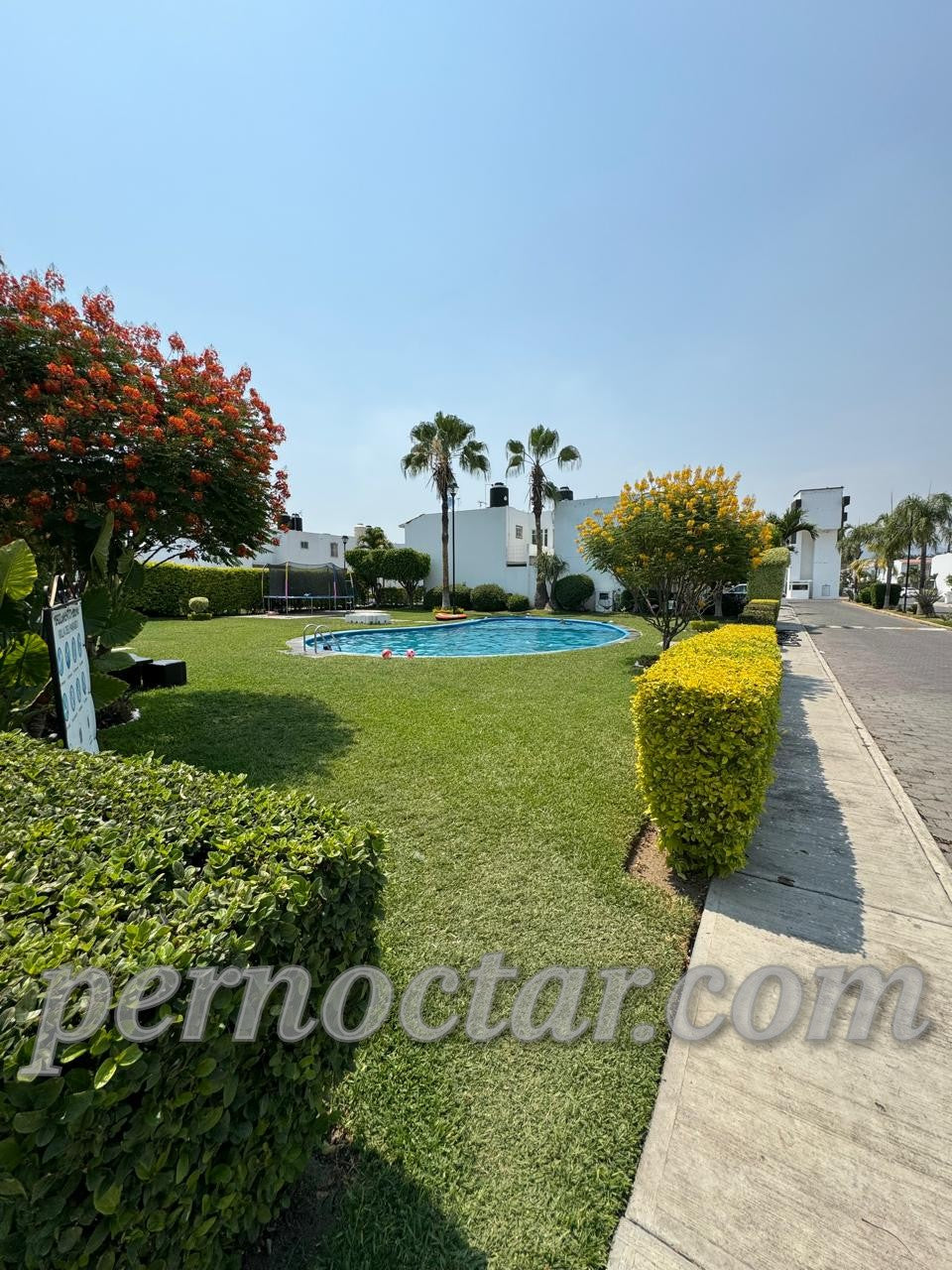 Villas del Paraiso 1
